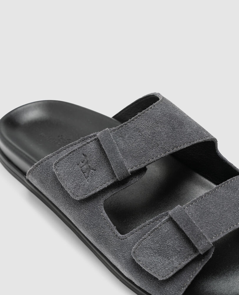 Kendrick Place Slide, CARBON GREY